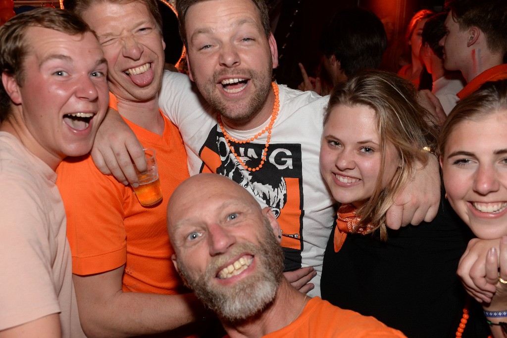 ../Images/Koningsnacht 2019 in VdG 148.jpg